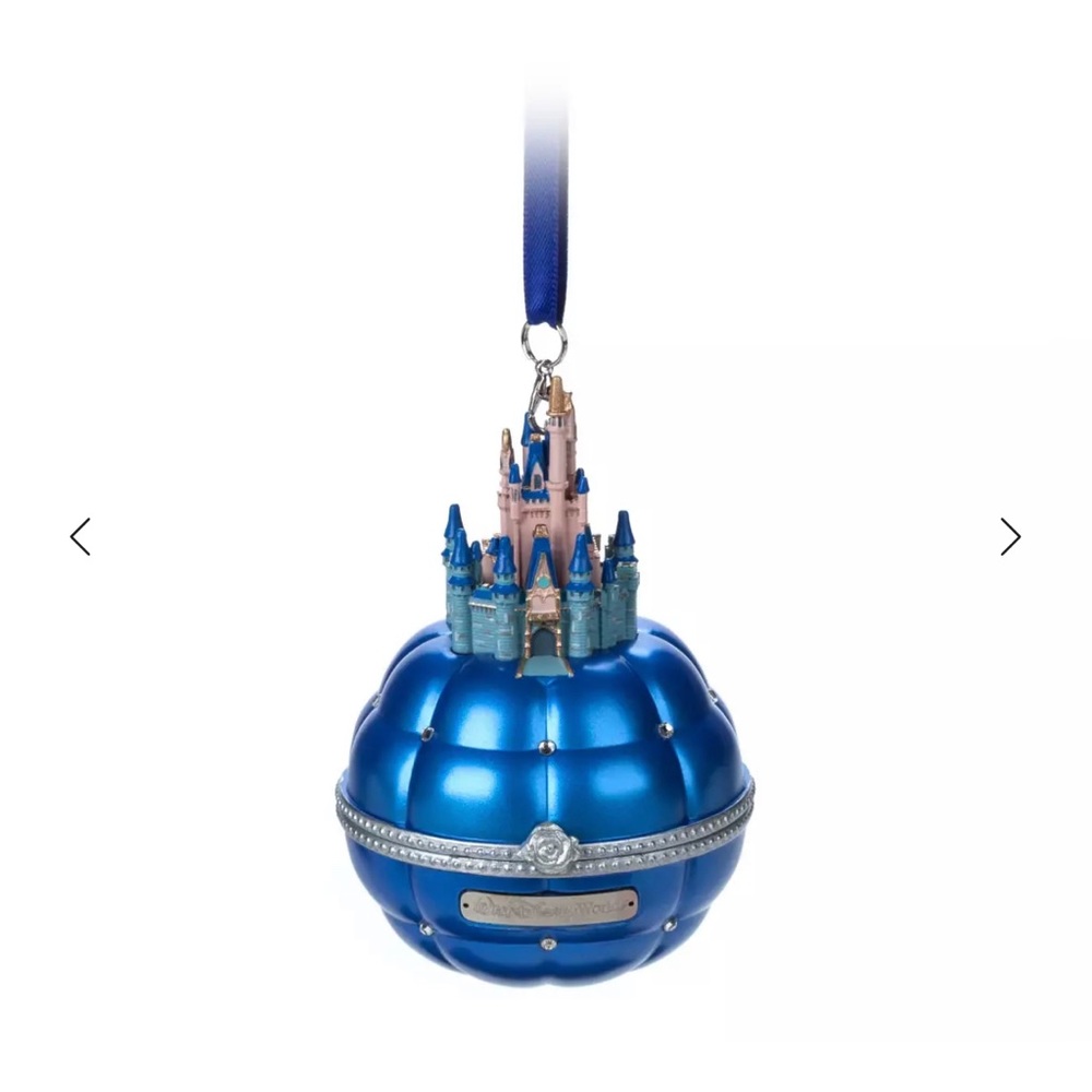 Walt Disney World Engagement ring holder ornament